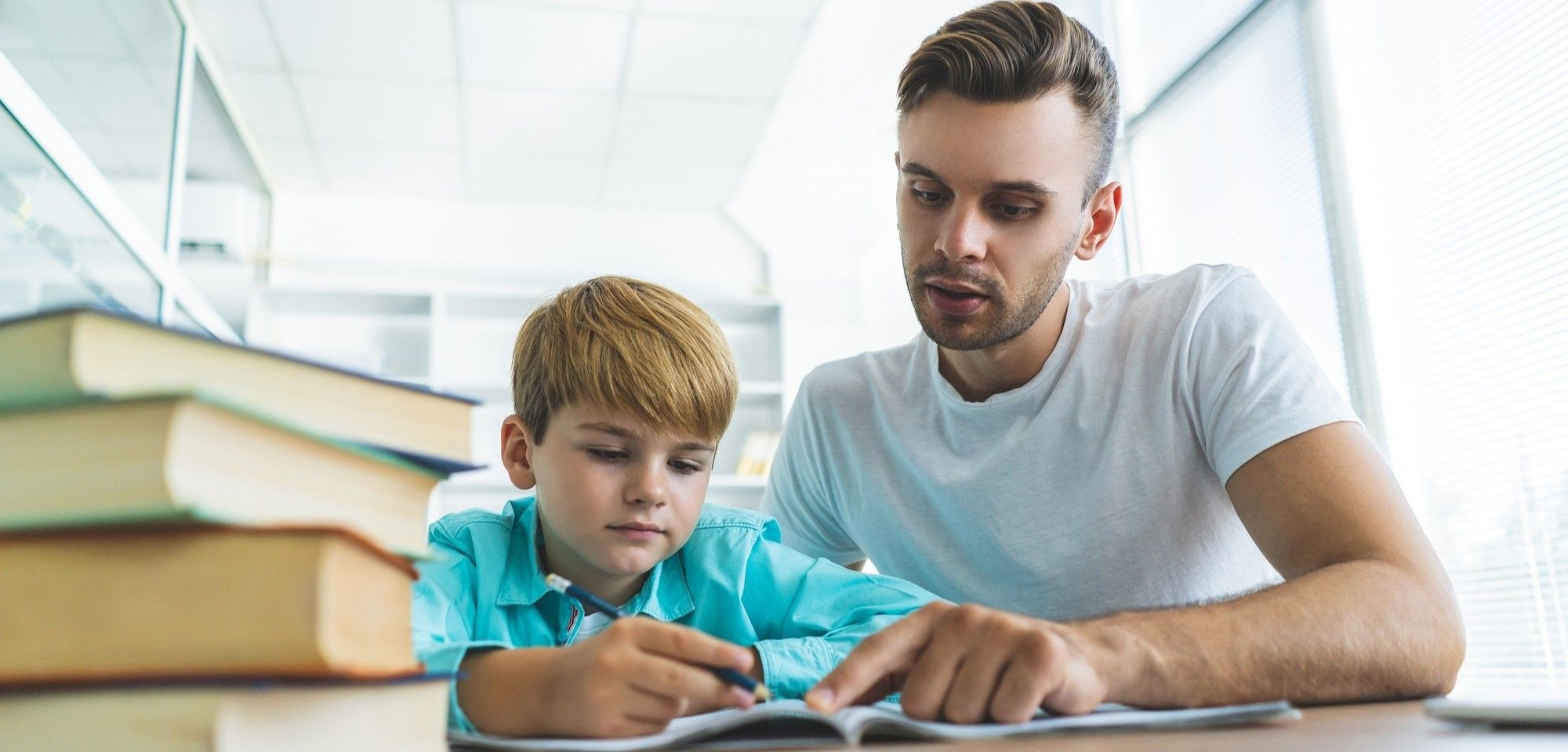 Сколько в России стоят услуги репетиторов, кружки и секции – исследование