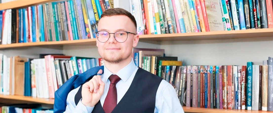 Как 33-летний физик-энтузиаст из Петербурга стал учителем года России?