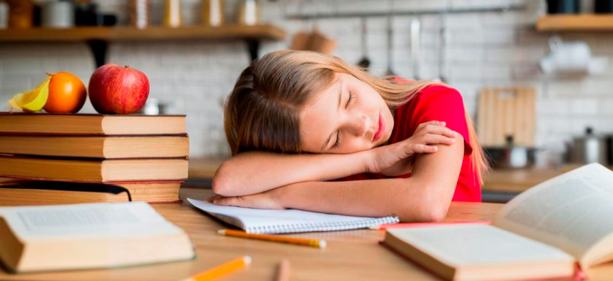 Школьная усталость: что это за состояние и как помочь уставшему ребенку