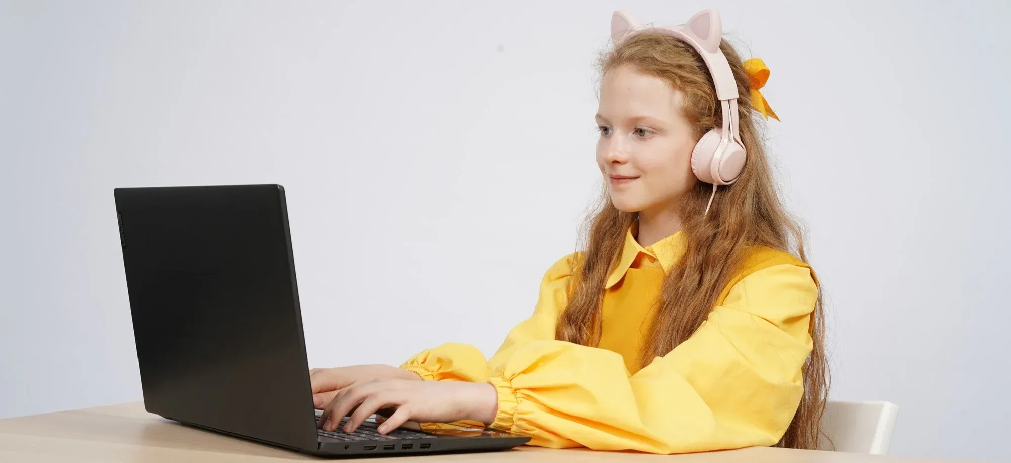 ИИ уже в нашем доме: эксперт МИФИ рассказал ученикам ОШ № 1, как работать с нейросетями