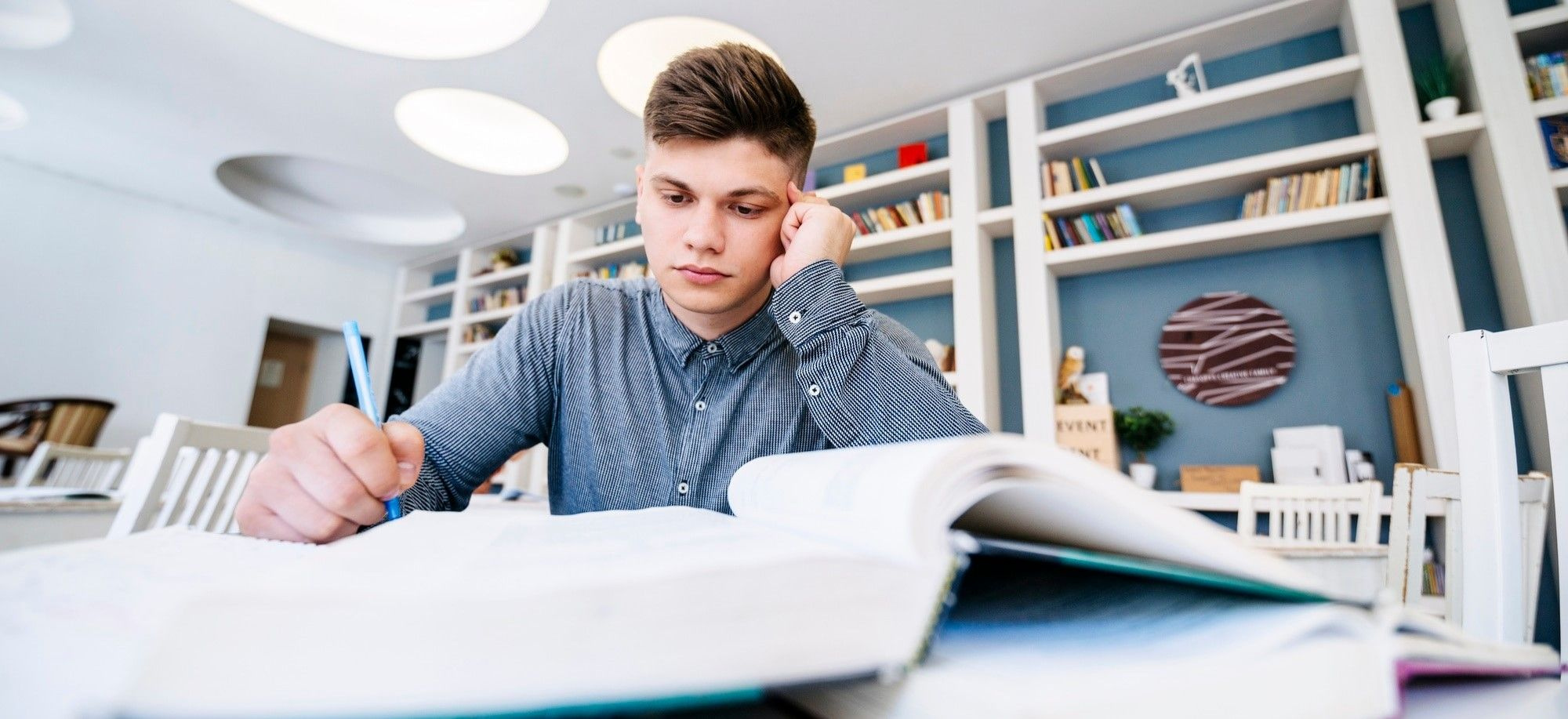 Рекордный прием в колледжи: эксперимент с двумя ОГЭ будет продолжен Рекордный прием в колледжи: эксперимент с двумя ОГЭ будет продолжен