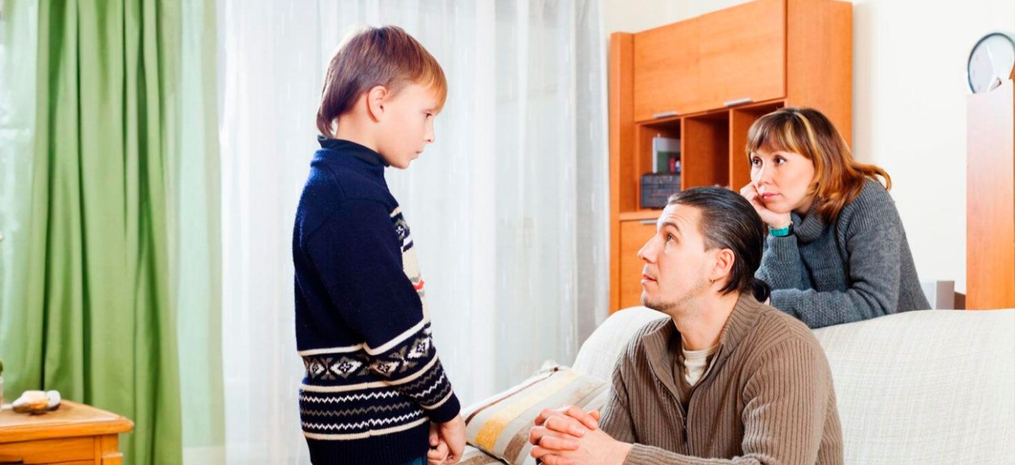 Как научить ребенка реагировать на критику правильно: советы психолога Как научить ребенка реагировать на критику правильно: советы психолога