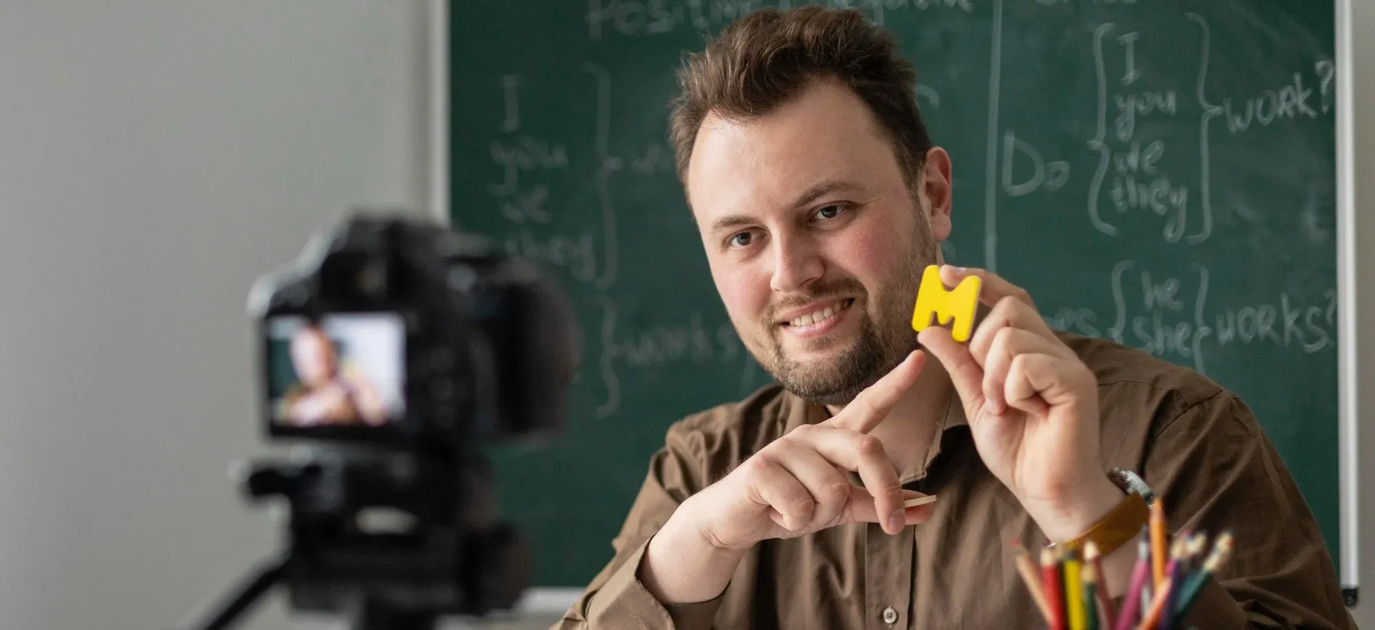 Учителя-блогеры в соцсетях: чем полезны короткие видео и заменят ли они школу Учителя-блогеры в соцсетях: чем полезны короткие видео и заменят ли они школу