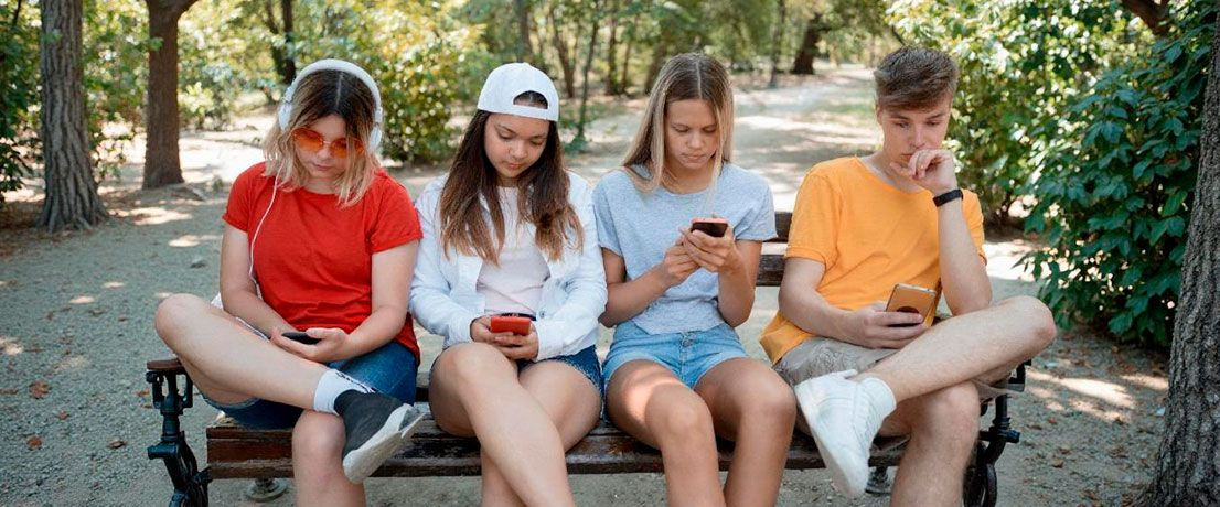 Пассивное потребление или активная деградация? Как соцсети влияют на наш интеллект